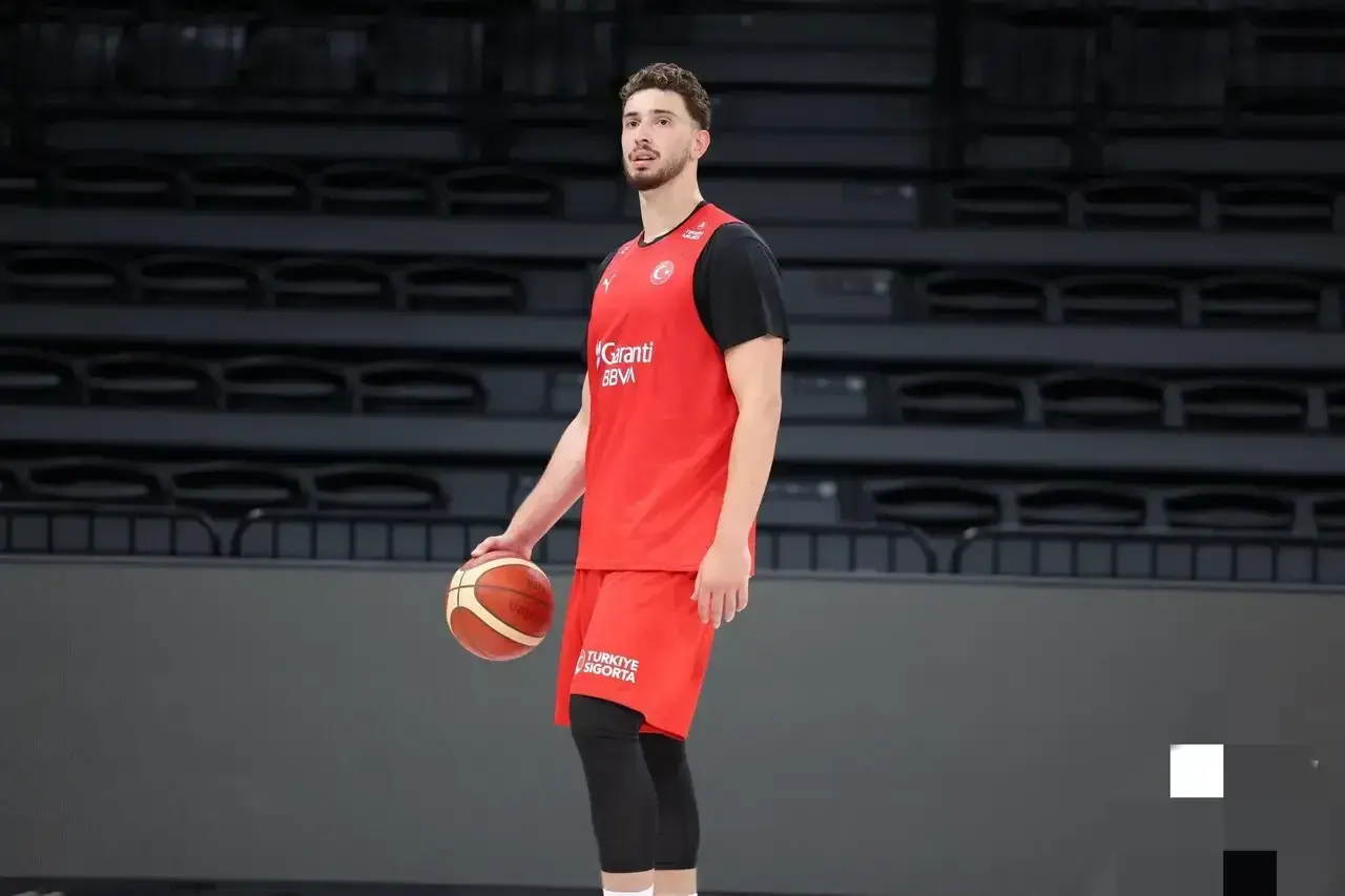 src, 他球员的进